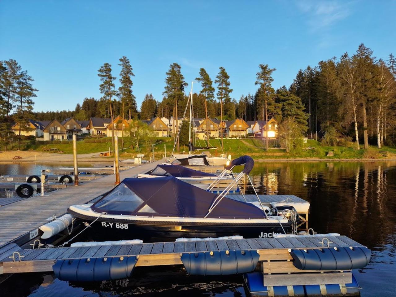 Deluxe Apartment Lipno - Lake Side Village, Frymburk Nad Vltavou Exterior foto